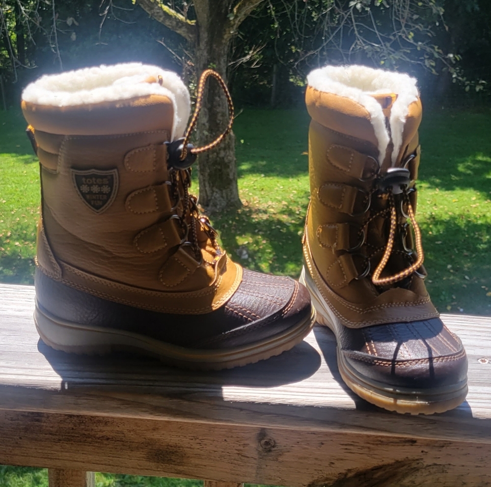 Totes Brown and Tan Kids Winter Boots